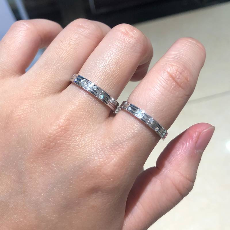 简约饰款S925银镀白金情侣对套定制选款副石Moissanite0.15ct